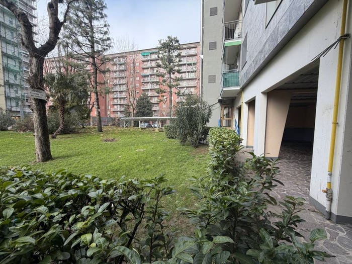 Appartamento bilocale in vendita in Via Copernico, Corsico