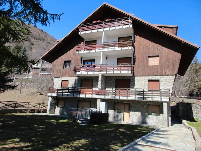 Appartamento quadrilocale in vendita in Via Melezet, Centro, Bardonecchia