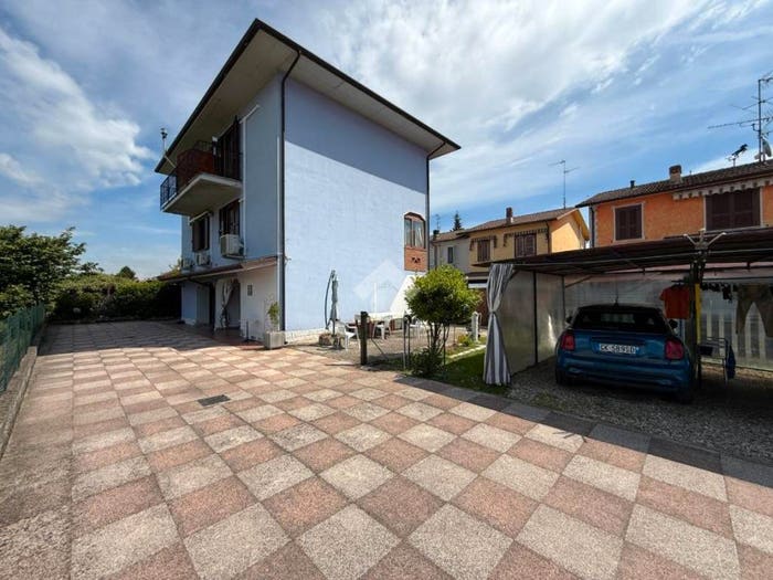 Casa trilocale in vendita in Via de Ponti, Centro, Dovera
