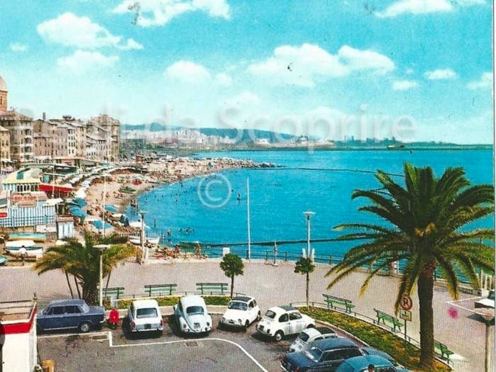 Appartamento bilocale in vendita in Vico Condino, Pegli, Genova