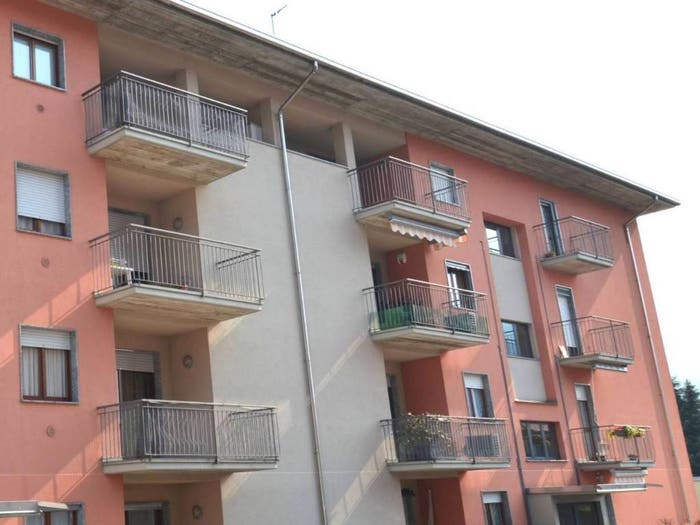 Appartamento trilocale in vendita in Via Industriale, Centro, Calolziocorte