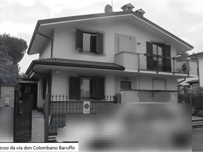 Appartamento trilocale in vendita in Via Don Colombano Baruffo, Centro, San Colombano al Lambro