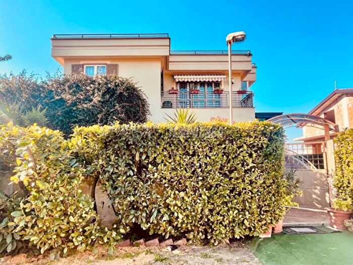 Casa con 6 locali in vendita in Traversa IX Via Trivio, Trivio, Casamarciano