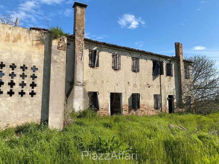Casa con 5 locali in vendita in Via Fiumicello Argine Destro, Brugine