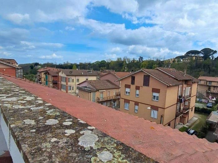 Appartamento trilocale in vendita in Via Giuseppe Alberti, Centro, Capranica