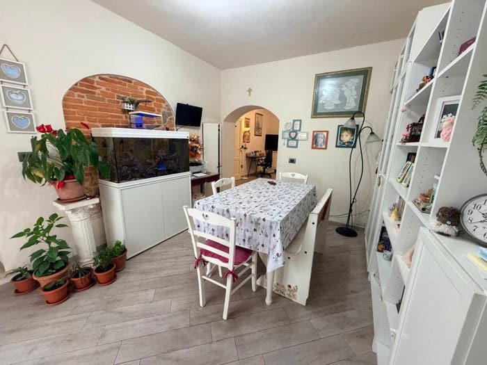 Casa con 6 locali in vendita in Orentano, Castelfranco di Sotto