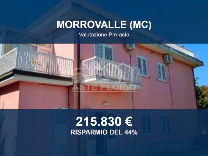 Casa con 6 locali in vendita in Via San Gabriele B, Centro, Morrovalle