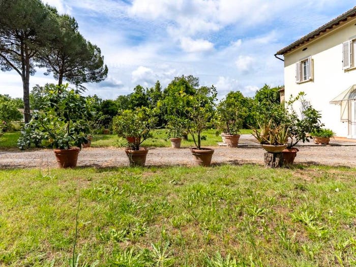 Casa con 6 locali in vendita in Pinete, Fucecchio