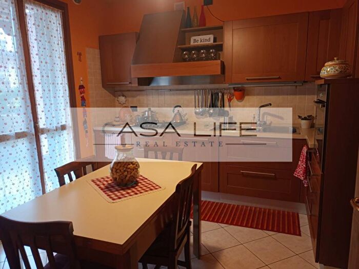 Casa con 6 locali in vendita in via vila del bosco, San Biagio, Teolo