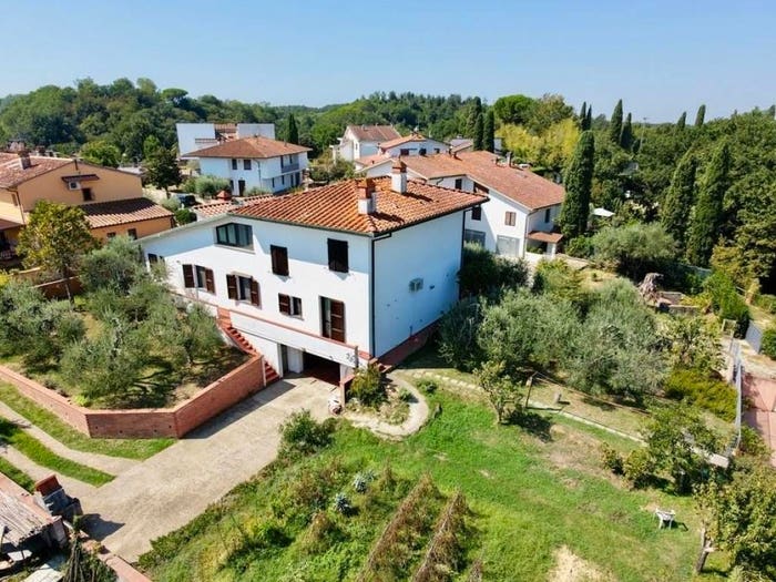 Casa con 6 locali in vendita in Vicolo della Pineta, Montecastello Treggiaia I Fabbri, Pontedera