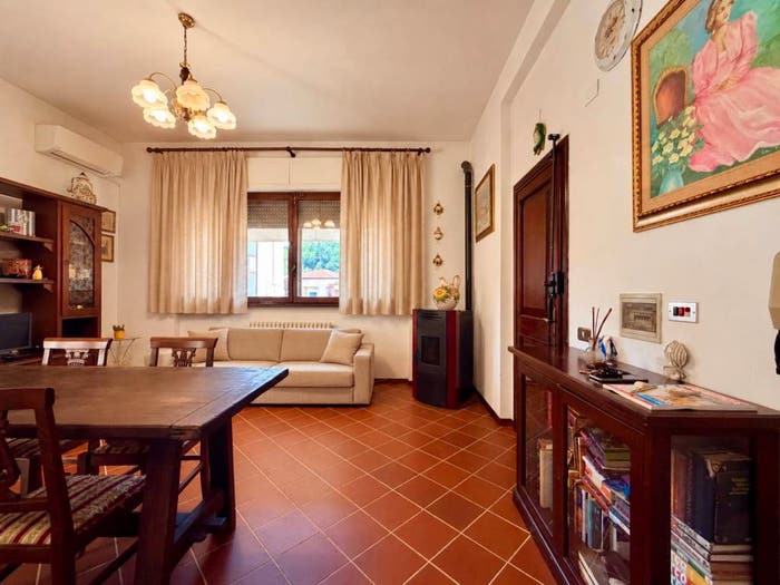 Appartamento con 6 locali in vendita in Via Fornaci di Cegio, Camaiore Paese, Camaiore