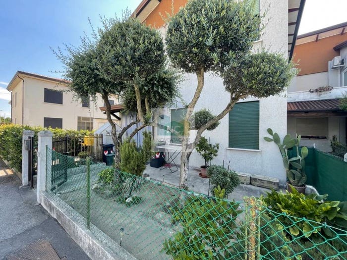 Appartamento quadrilocale in vendita in via giotto, Noventa, Noventa Padovana