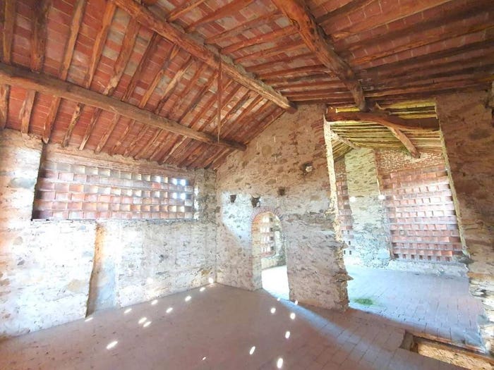 Casa quadrilocale in vendita in Via di S Ginese, Massa Macinaia San Leonardo, Capannori