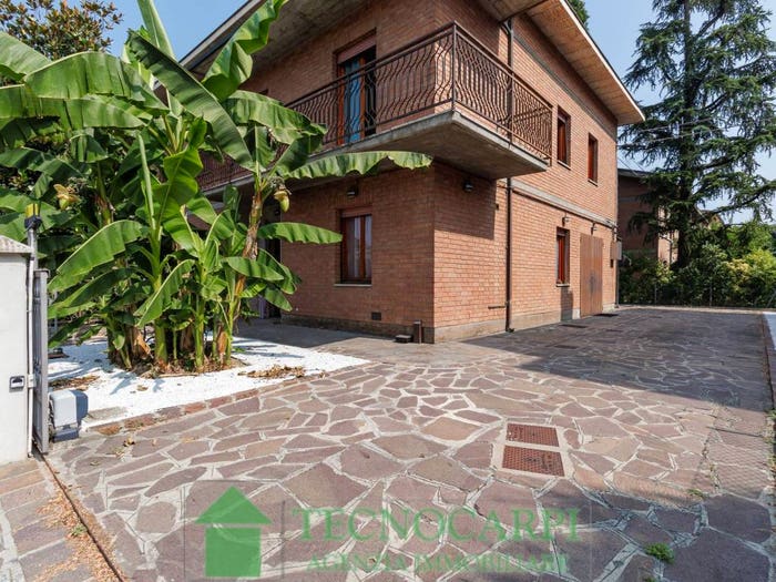 Casa con 6 locali in vendita in Cibeno, Carpi