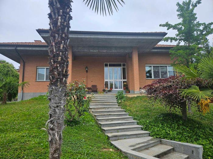 Casa con 6 locali in vendita in Centro, Acqui Terme