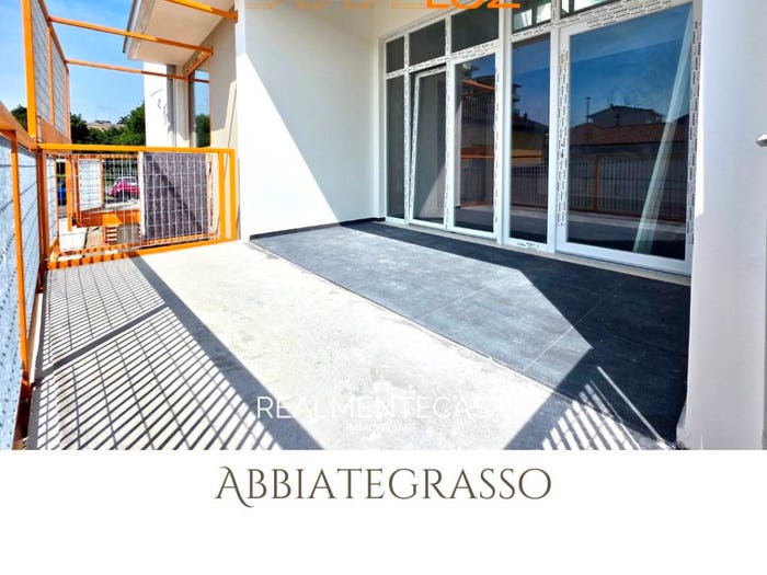 Appartamento trilocale in vendita in Via Legnano, Abbiategrasso