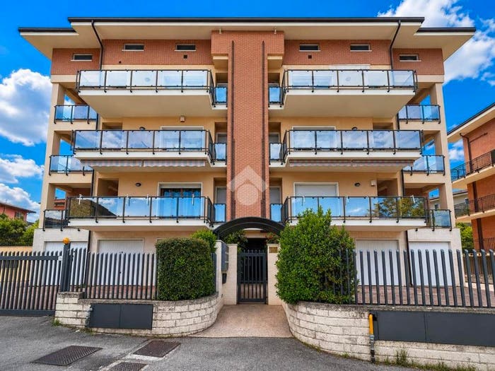 Appartamento quadrilocale in vendita in Via delle nocelle, Santa Barbara San Sisto, L'Aquila