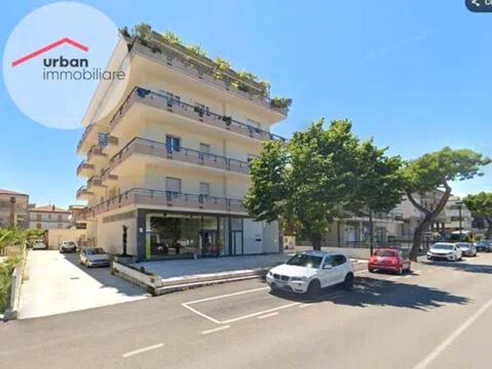 Appartamento con 6 locali in vendita in Via Giuseppe Mazzini, Centro, Alba Adriatica