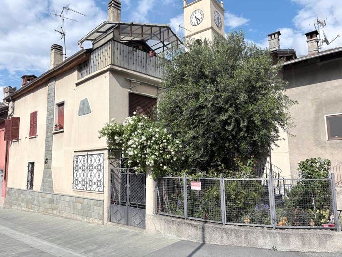 Casa quadrilocale in vendita in Località La Place, La Place, Issogne