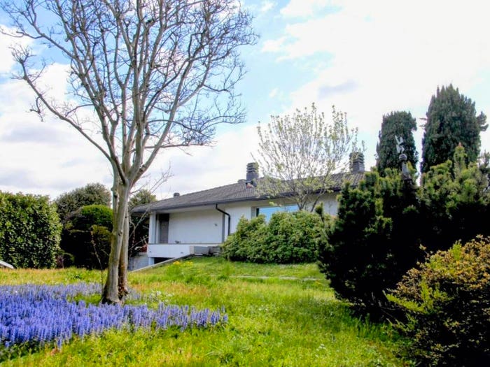 Casa quadrilocale in vendita in Cadorago Caslino Al Piano, Cadorago