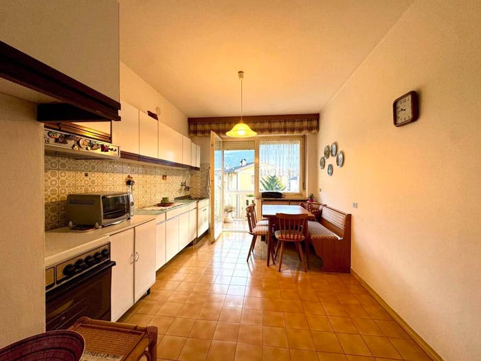 Appartamento con 5 locali in vendita in Piazza San Vigilio, Centro, Merano