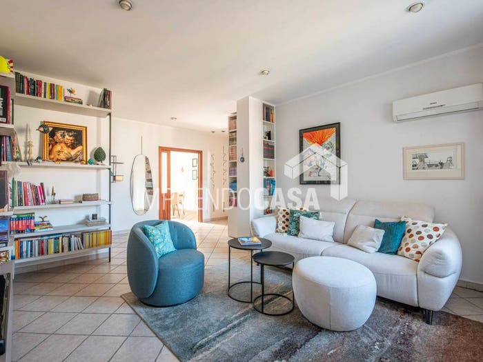 Appartamento trilocale in vendita in Via Giuseppe Sciuti, Notarbartolo Sciuti, Palermo