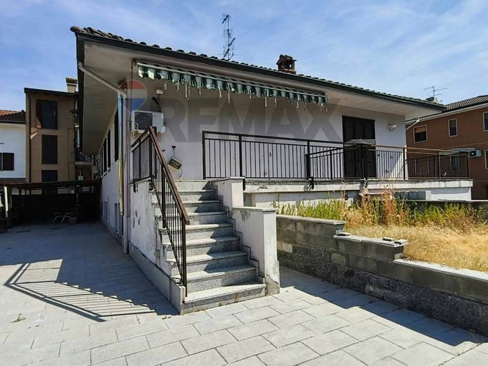 Casa con 5 locali in vendita in Centro, Galgagnano
