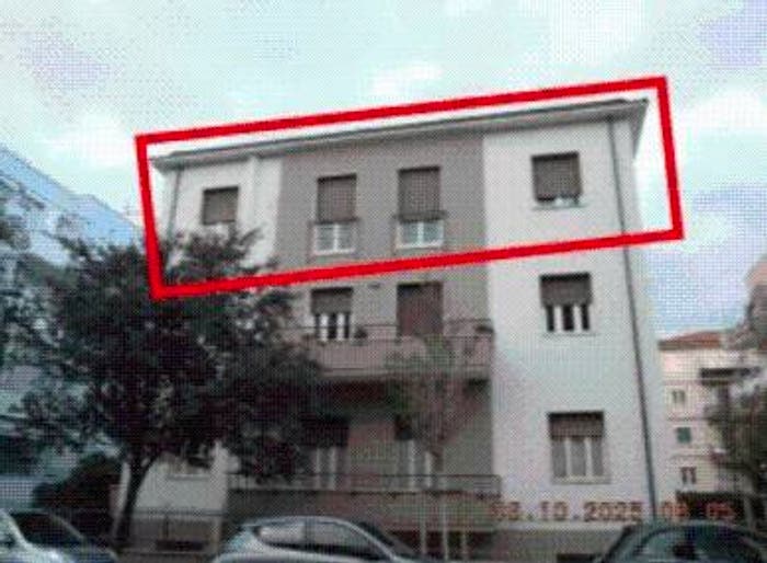 Appartamento con 6 locali in vendita in Via Camillo Benso di Cavour, Lungomare Strada Parco, Pescara