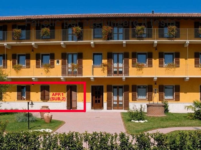 Appartamento trilocale in vendita in Via Vecchia Ticino, Oleggio
