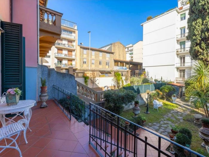 Casa con 6 locali in vendita in Porta al Prato San Jacopino, Firenze
