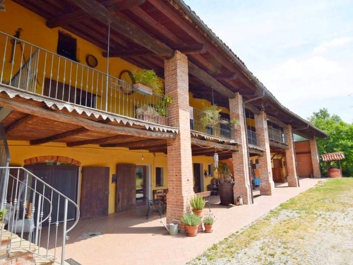 Casa con 6 locali in vendita in Strada dei Pignolli, San Giovanni Govoni Gratteria San Quintino Pascomonti, Mondovì