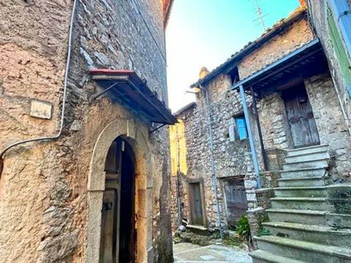 Casa con 6 locali in vendita in Via San Maria, Centro, Castro dei Volsci