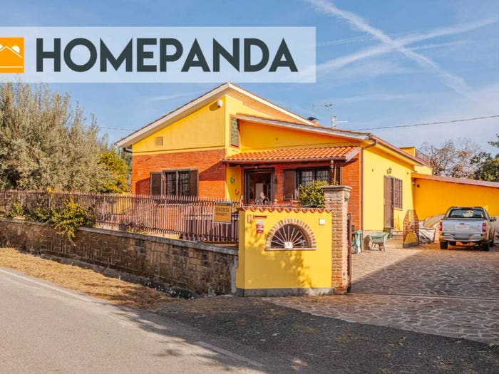 Casa con 5 locali in vendita in Via Arcioni, Centro, Lariano
