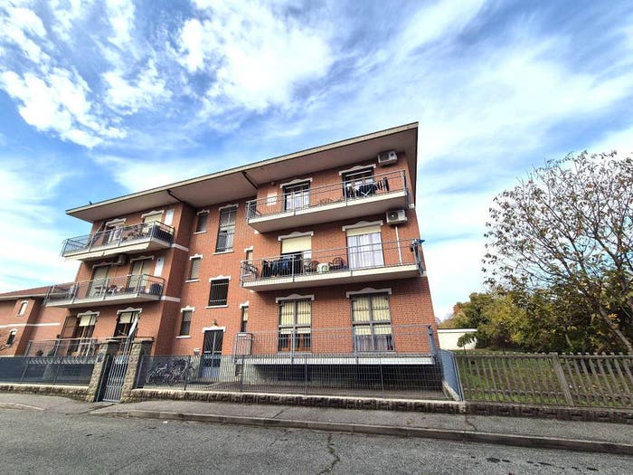 Appartamento trilocale in vendita in Via Fabio Filzi, Centro, Piobesi Torinese