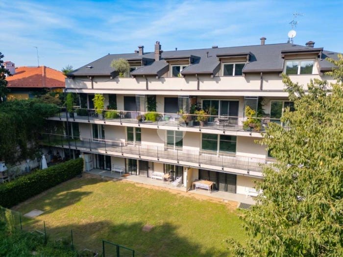 Appartamento con 5 locali in vendita in Piazza Visconti, Centro, Rho