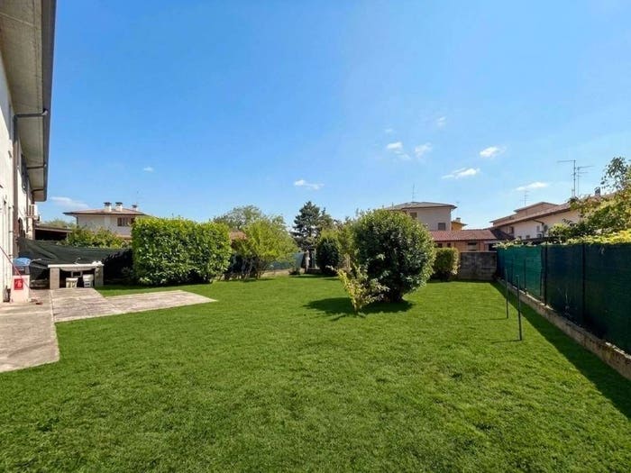 Casa quadrilocale in vendita in Via Montale, Cappelletta, Borgo Virgilio