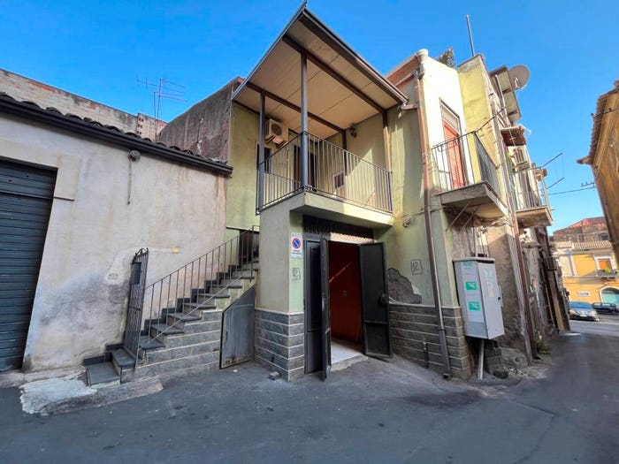 Appartamento quadrilocale in vendita in Via Pisa, Paternò