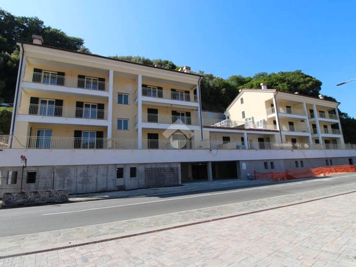 Appartamento bilocale in vendita in Via Parma, Caperana, Chiavari