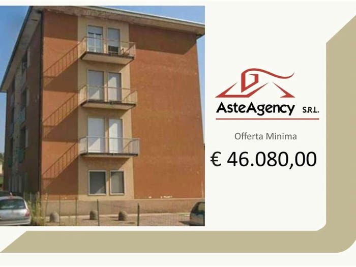 Appartamento trilocale in vendita in Via FIRENZE, Oggiona Santo Stefano, Oggiona con Santo Stefano