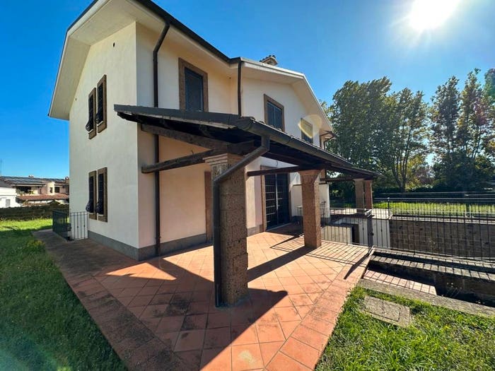 Casa in vendita in via nepesina, Centro, Civita Castellana