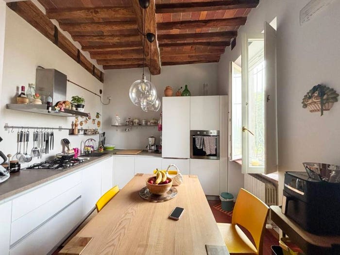 Appartamento con 5 locali in vendita in Via per Corte Ceci, San Concordio, Lucca