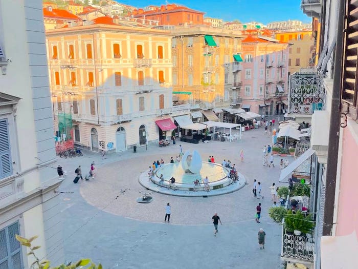 Appartamento con 5 locali in vendita in Via Torino, Centro Storico, La Spezia