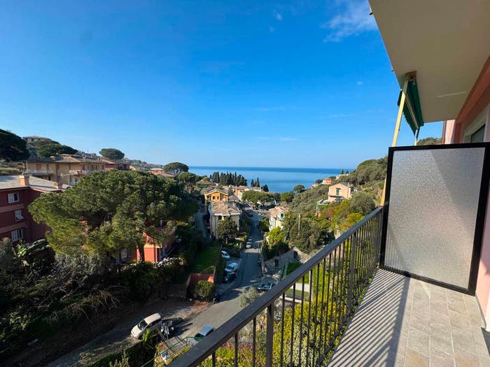 Appartamento quadrilocale in vendita in Via Migliaro, Centro, Camogli