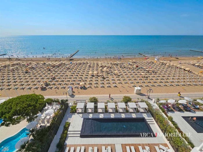 Appartamento quadrilocale in vendita in Via Padova, Lido Ovest Faro, Jesolo