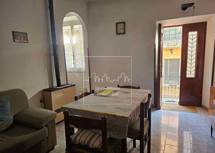 Casa trilocale in vendita in Bardello con Malgesso e Bregano