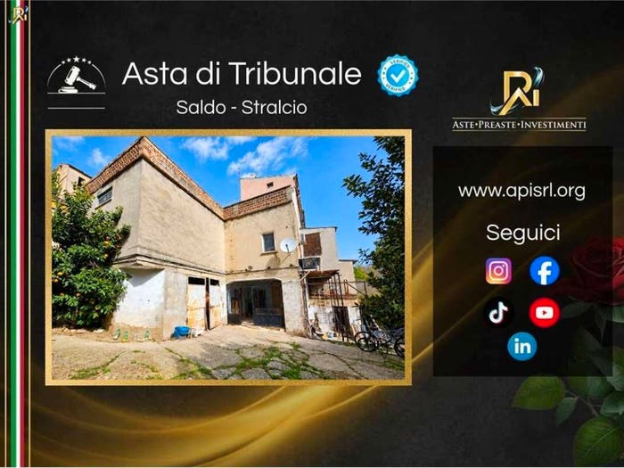 Casa quadrilocale in vendita in Viale Cesare Battisti, Centro, Filetto