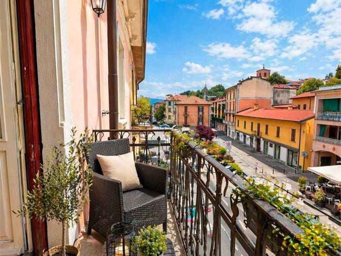 Appartamento con 5 locali in vendita in Via labiena, Laveno, LavenoMombello