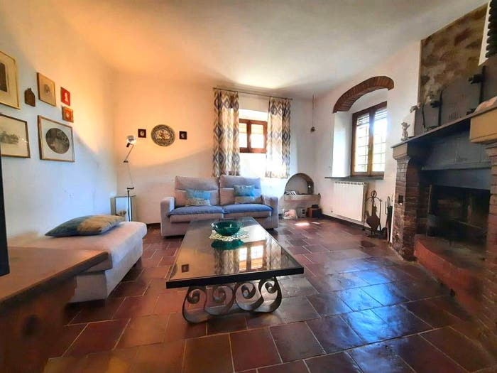 Appartamento con 5 locali in vendita in Via Urbano Rattazzi, Castellina Marittima