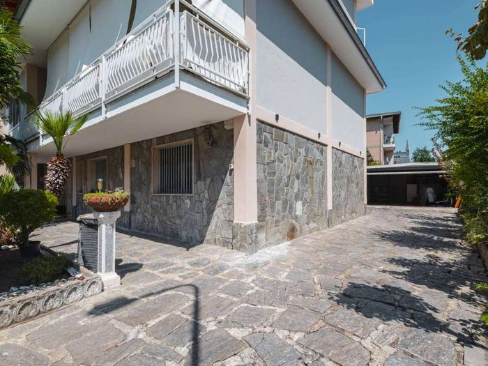 Appartamento trilocale in vendita in via Tommaso D'Aquino, Cittadella Villaggio Dalmazia, Novara