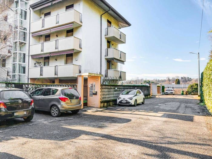 Appartamento trilocale in vendita in Via Varese, Caiello, Gallarate